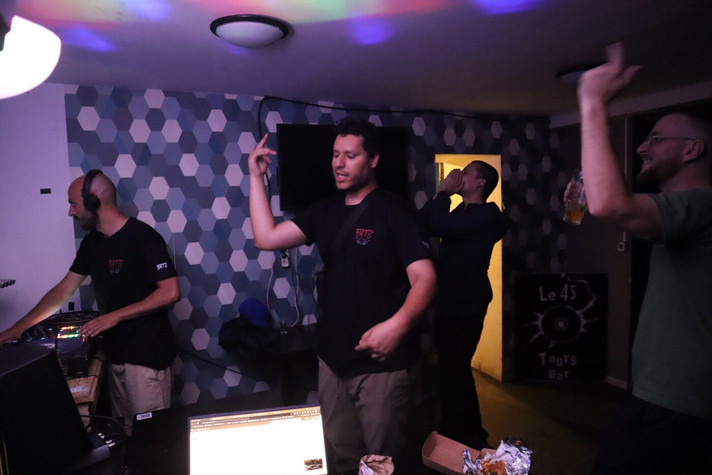 Épisode BRTZ : la dernière des dernières au 45 Tours de l'émission BRTZ Radio Show