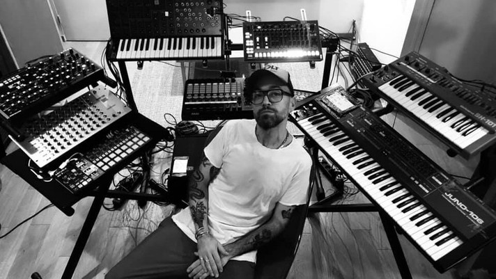 Épisode Novorama du 11 nov. 2019 avec l'itv de Don Turi de l'émission Novorama