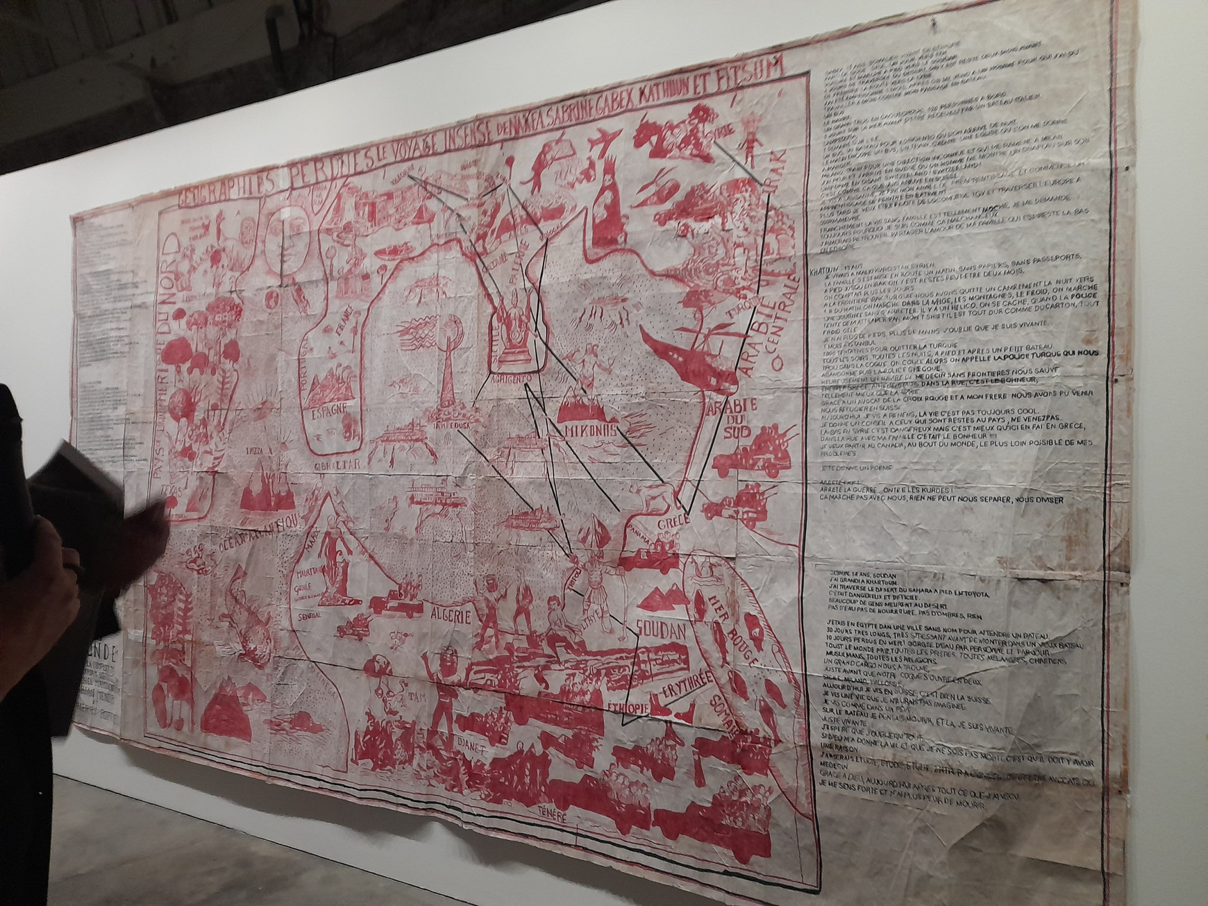 © Claire-Marie Lemasson - oeuvre de François Burland, exposée au Lieu Unique Dans les Plis des Cartes : nos représentations cartographiques sont questionnées au Lieu Unique