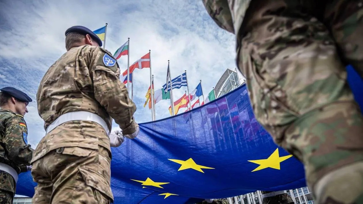 Des soldats de la force Eurocorps devant le Parlement européen à Strasbourg en juillet 2024. © European Pressphoto Agency Pour une communauté européenne de défense
