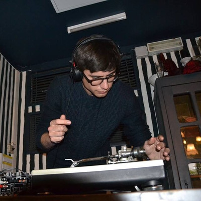 Amplitudes : Le Mix #16 - Between Sleeps episode artwork