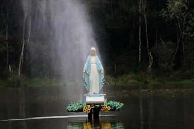Épisode Les Belles Dames de la création de l'émission Pièces détachées