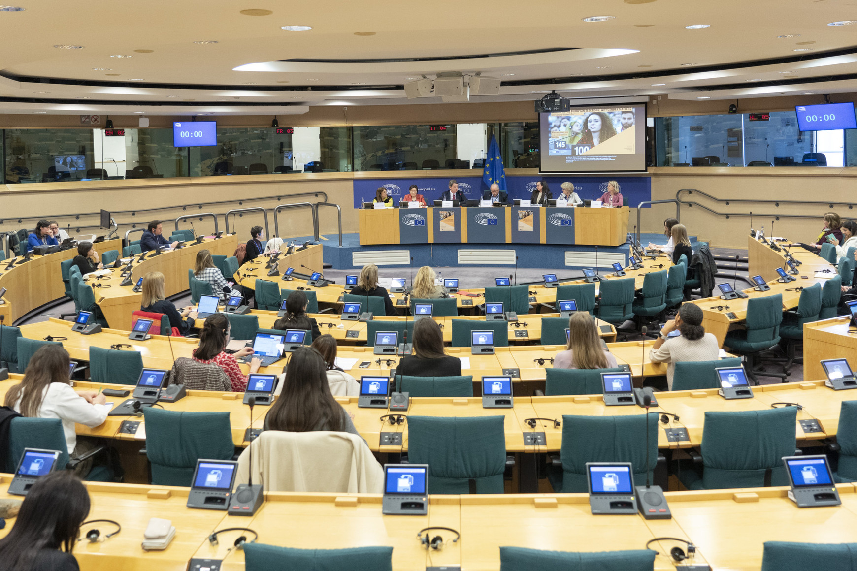 © European Union 2024 - Source : EP 8 mars : Où en est la directive européenne sur la lutte contre la violence à l’égard des femmes ?