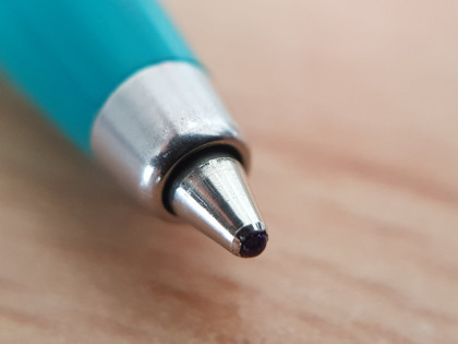 D'où ça vient le stylo à bille ?