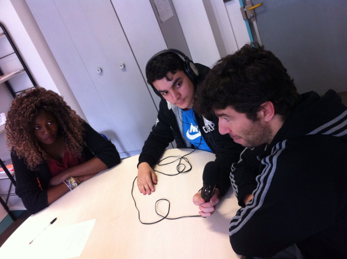 Épisode Ateliers radio du Collège Michelet, Paris 19e 1ere... de l'émission L’œil à l’écoute