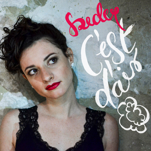 La fille au manteau rouge