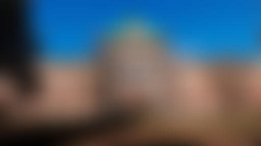 On veut des bouffes mondaines et la vie de château