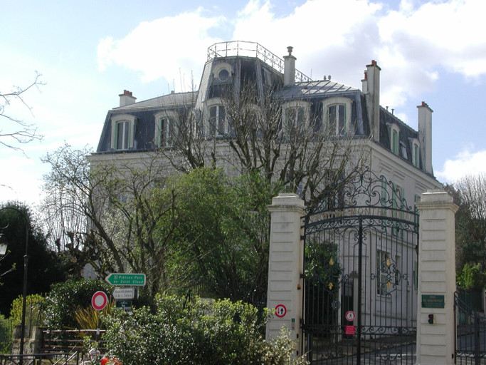 Épisode Paris extramuros vers un Desperate housewives à la... de l'émission Les Voix du Crépuscule
