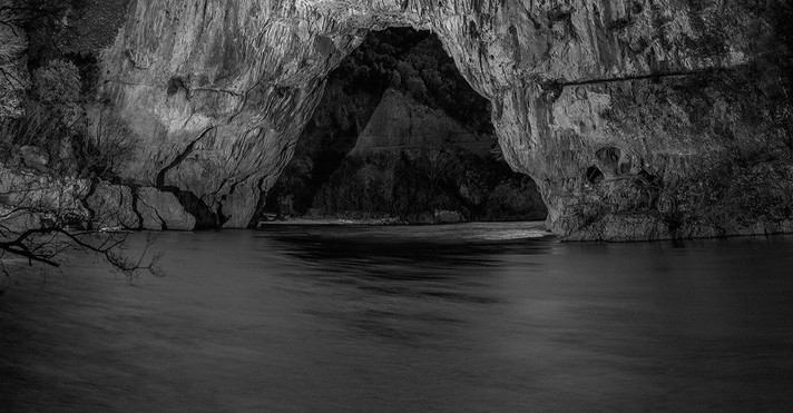 Épisode La releve - photos préhistoriques avec R Dalla Por... de l'émission La Relève