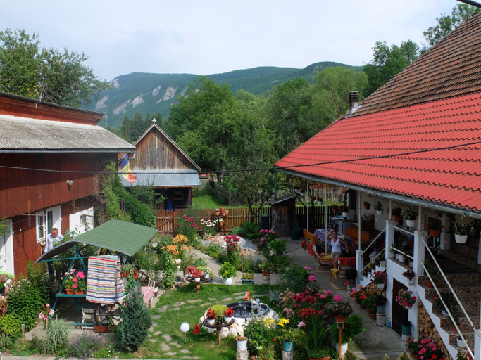 Épisode Mercredi ! Au cœur de la Roumanie de l'émission Mercredi !