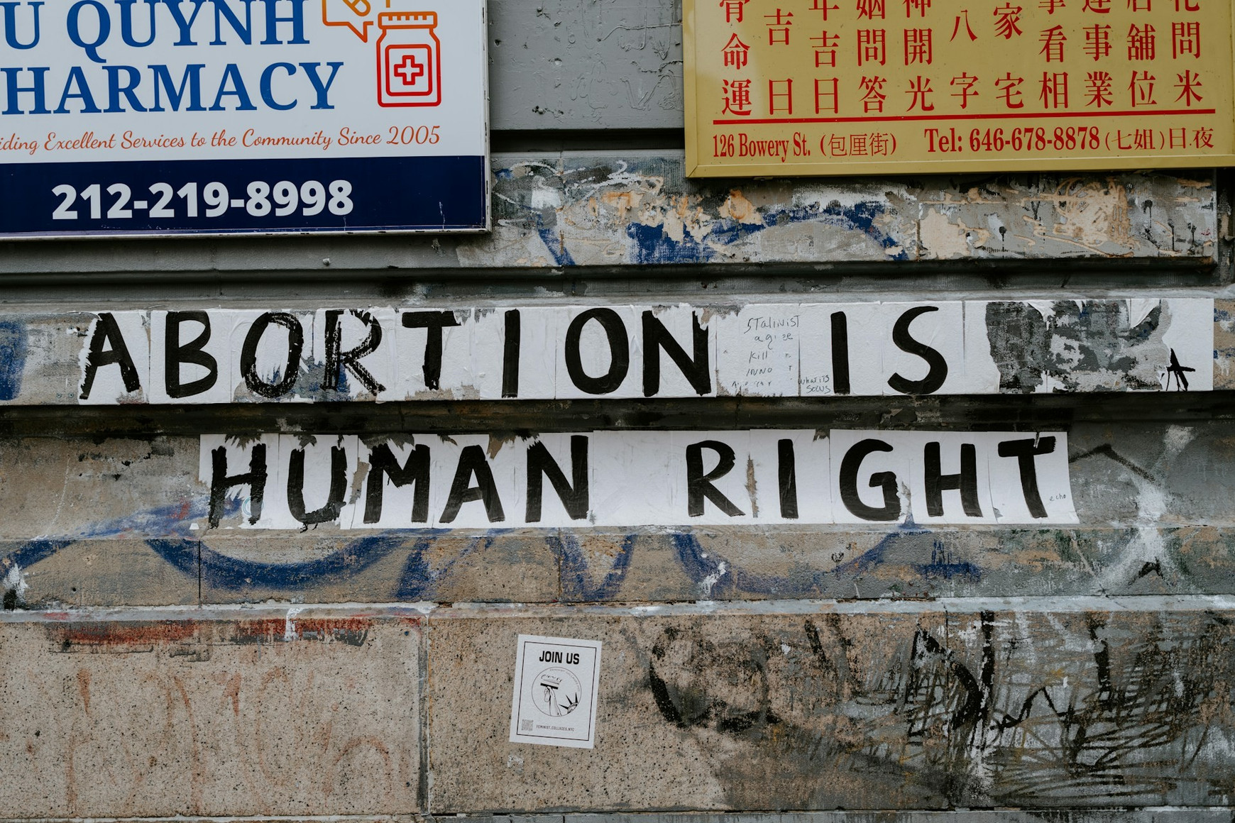 Photo de Claudio Schwarz sur Unsplash La remise en cause des politiques climatiques dans l’UE (engrais azotés et ETS) et l’introduction d’un cadre européen pour l’avortement