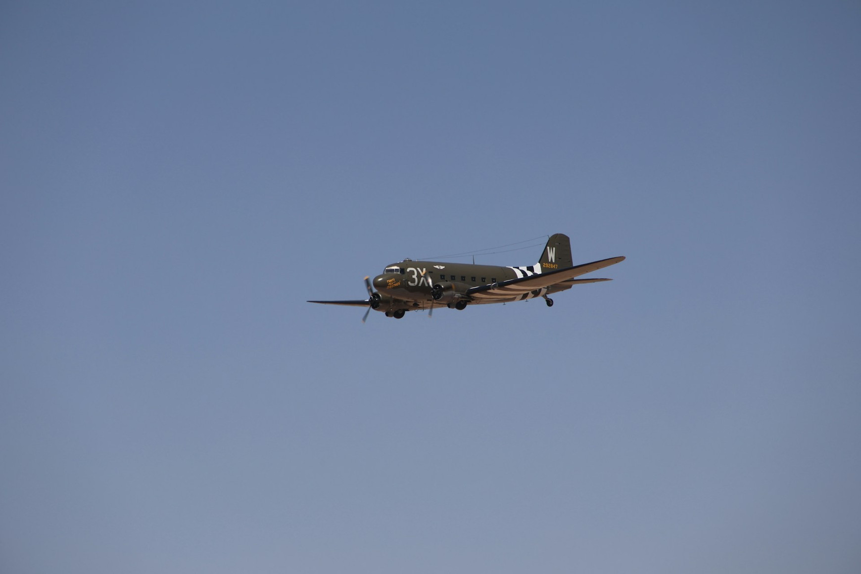 Photo de Bryan Ramos sur Unsplash AMGOT et les autres